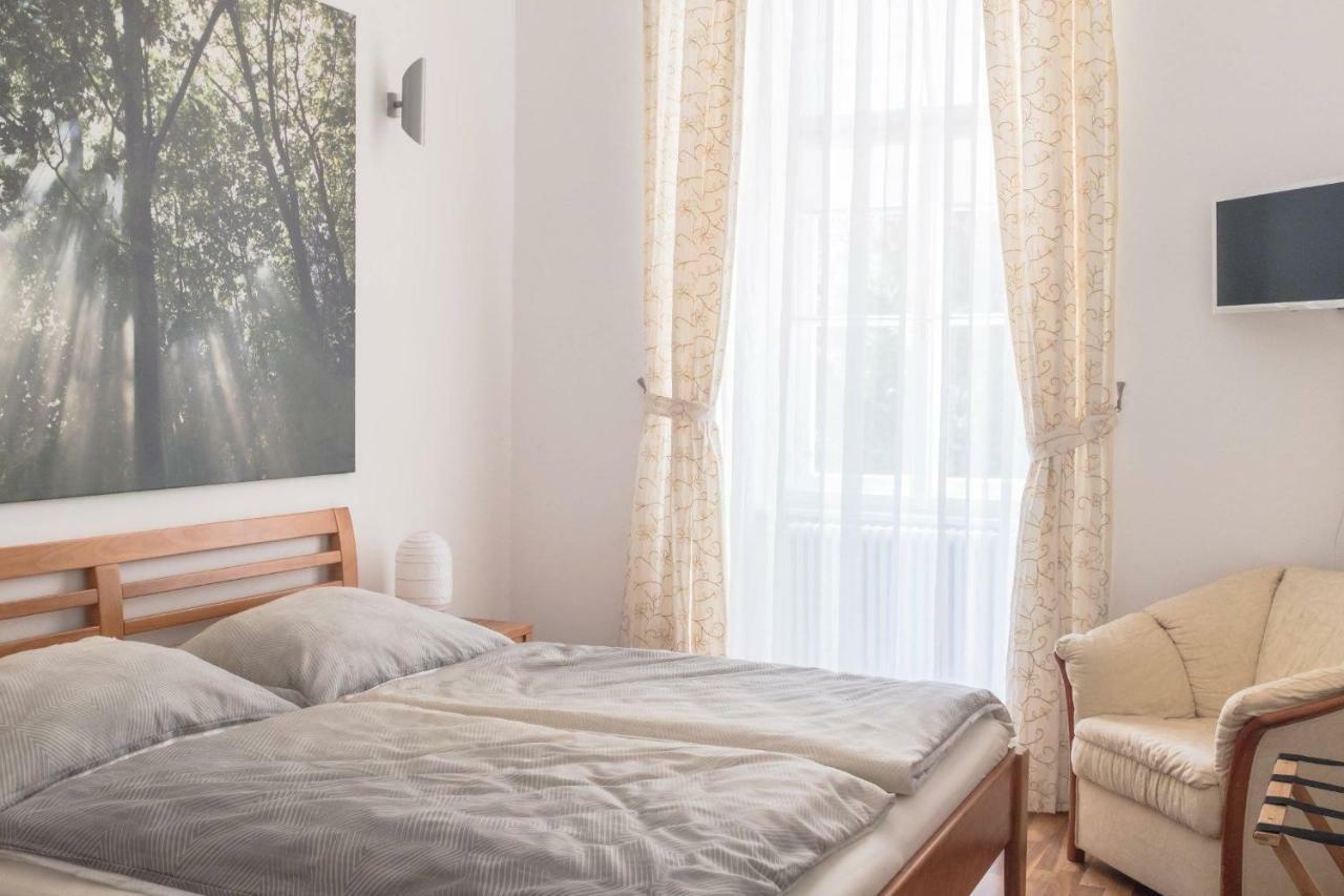 Spacious Old Town Luxury Apartment 林茨 外观 照片