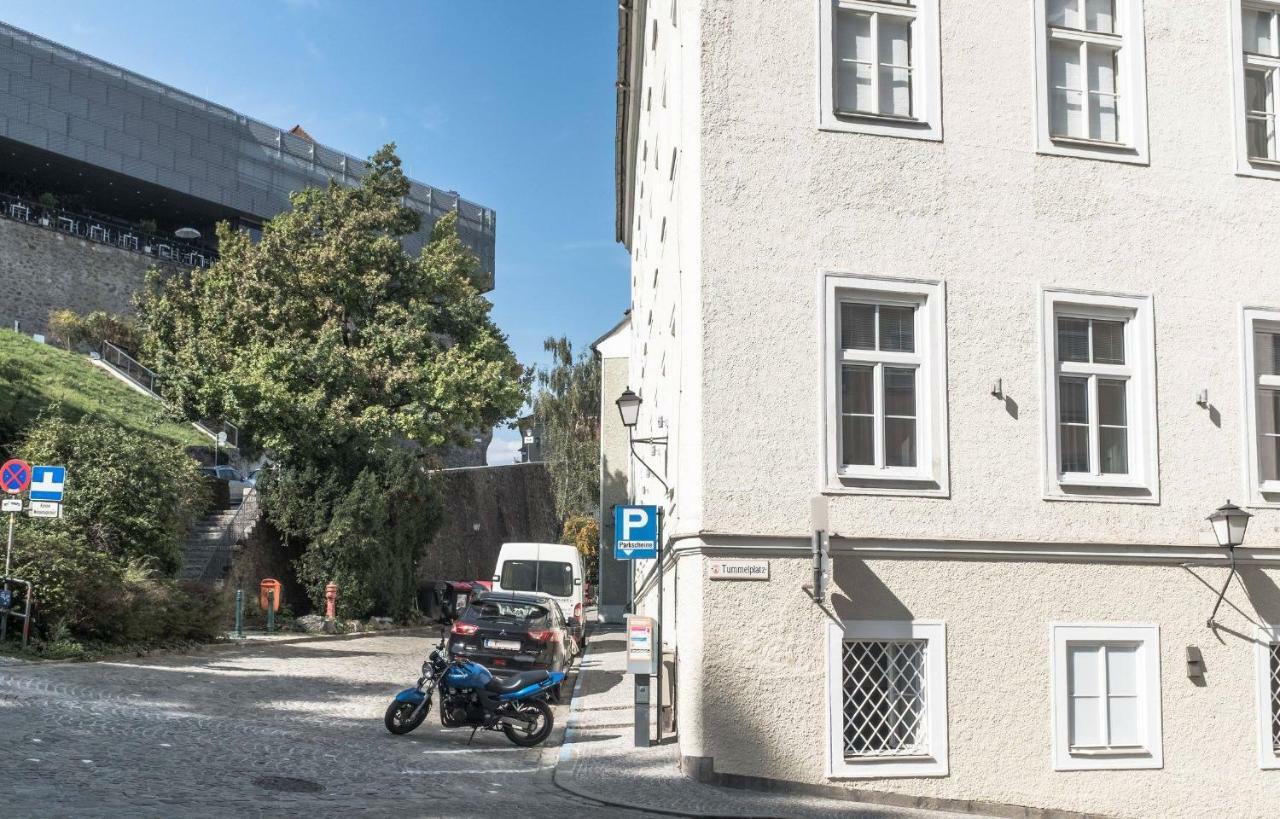 Spacious Old Town Luxury Apartment 林茨 外观 照片